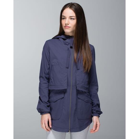 Lululemon Yogi Anorak Hooded Jacket Women’s Size 8/M Cadet Blue Lightweight Rain - Picture 1 of 10